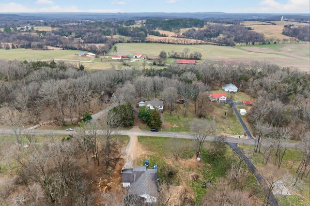 2109 Glencoe Rd, Culleoka, TN 38451