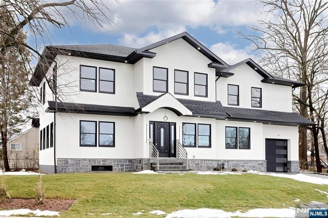 592 Fermery Drive, New Milford, NJ 07646
