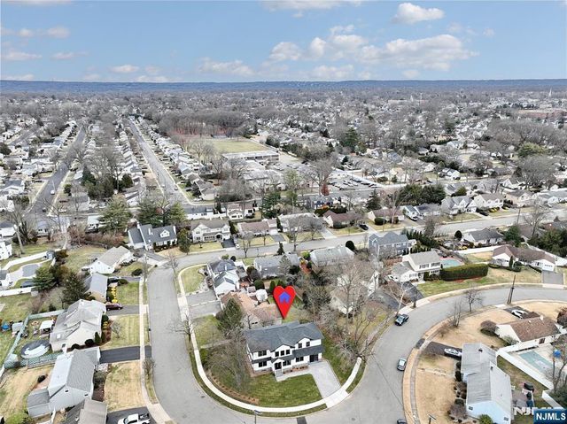 592 Fermery Drive, New Milford, NJ 07646