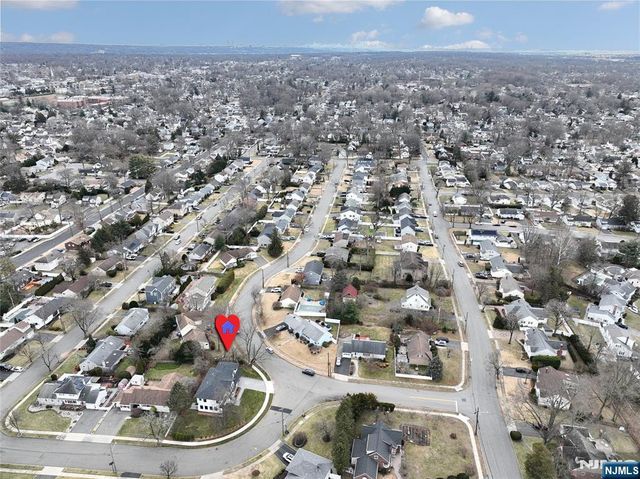 592 Fermery Drive, New Milford, NJ 07646
