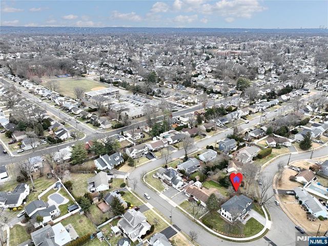 592 Fermery Drive, New Milford, NJ 07646