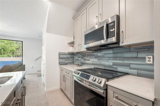 14195 Oviedo PL, Fort Myers, FL 33905