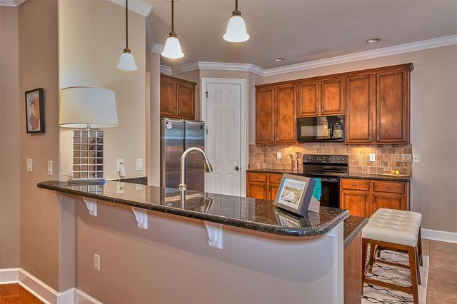 6211 S MACDILL AVENUE 2, Tampa, FL 33611