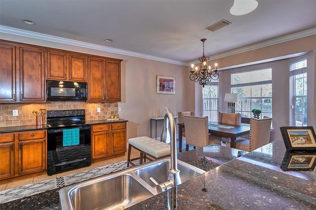 6211 S MACDILL AVENUE 2, Tampa, FL 33611