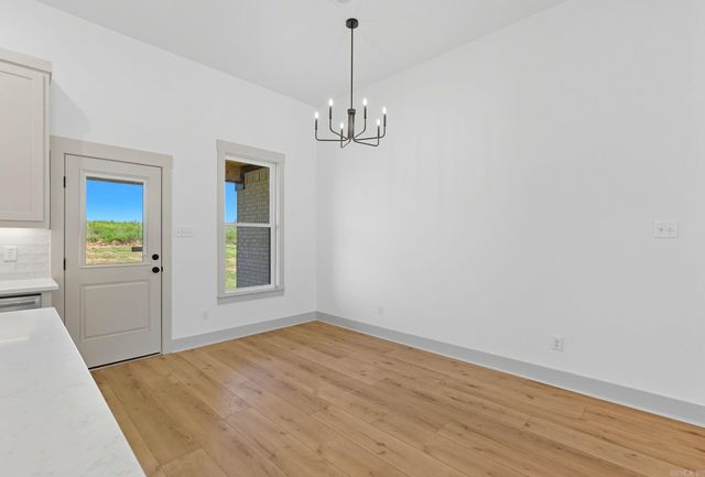 207 Michelle Dr, Beebe, AR 72012