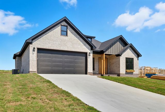 207 Michelle Dr, Beebe, AR 72012