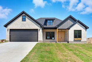 207 Michelle Dr, Beebe, AR 72012