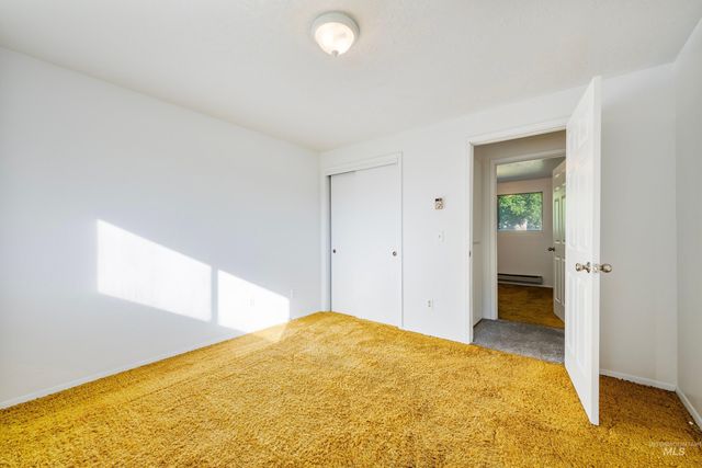 312 Carol Pl, Middleton, ID 83644