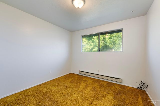 312 Carol Pl, Middleton, ID 83644