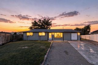 312 Carol Pl, Middleton, ID 83644