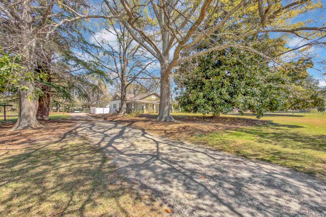 6670 New Cut Road, Inman, SC 29349