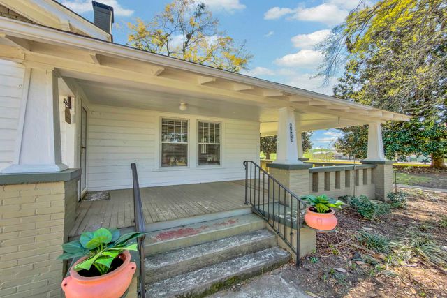 6670 New Cut Road, Inman, SC 29349