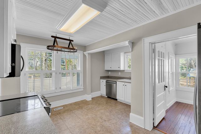 6670 New Cut Road, Inman, SC 29349