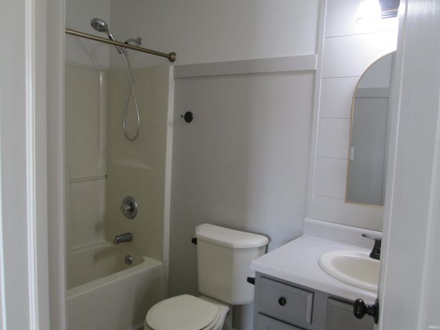 2121 Whisper Valley Drive, Lafayette, IN 47909