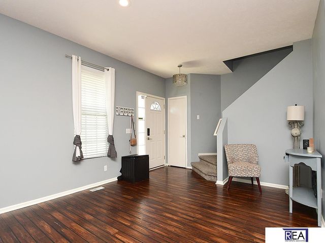 7502 N 107 Avenue, Omaha, NE 68122