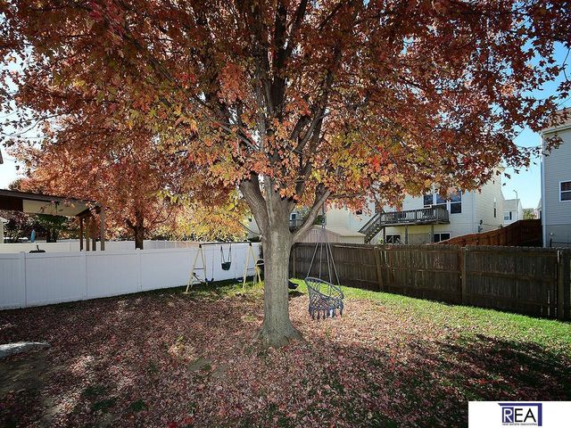 7502 N 107 Avenue, Omaha, NE 68122