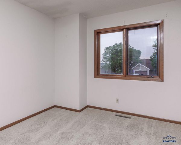 4120 PRAIRIE VIEW CT, Rapid City, SD 57701