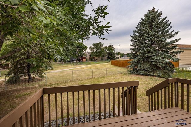 4120 PRAIRIE VIEW CT, Rapid City, SD 57701