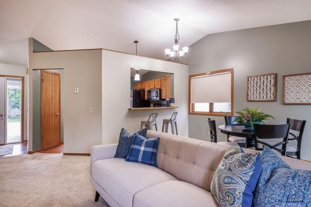 4120 PRAIRIE VIEW CT, Rapid City, SD 57701