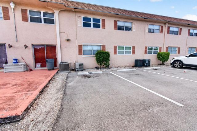 550 SW 2nd Avenue 125, Boca Raton, FL 33432