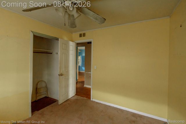 4487 Clippert Street, Dearborn Heights, MI 48125