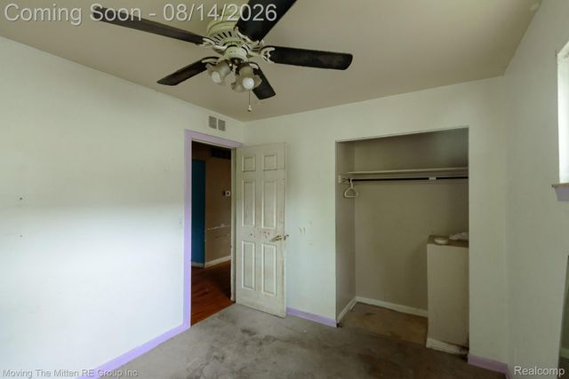 4487 Clippert Street, Dearborn Heights, MI 48125