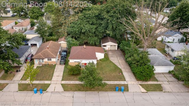 4487 Clippert Street, Dearborn Heights, MI 48125