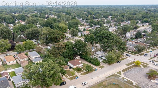 4487 Clippert Street, Dearborn Heights, MI 48125