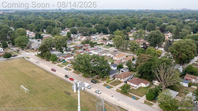 4487 Clippert Street, Dearborn Heights, MI 48125