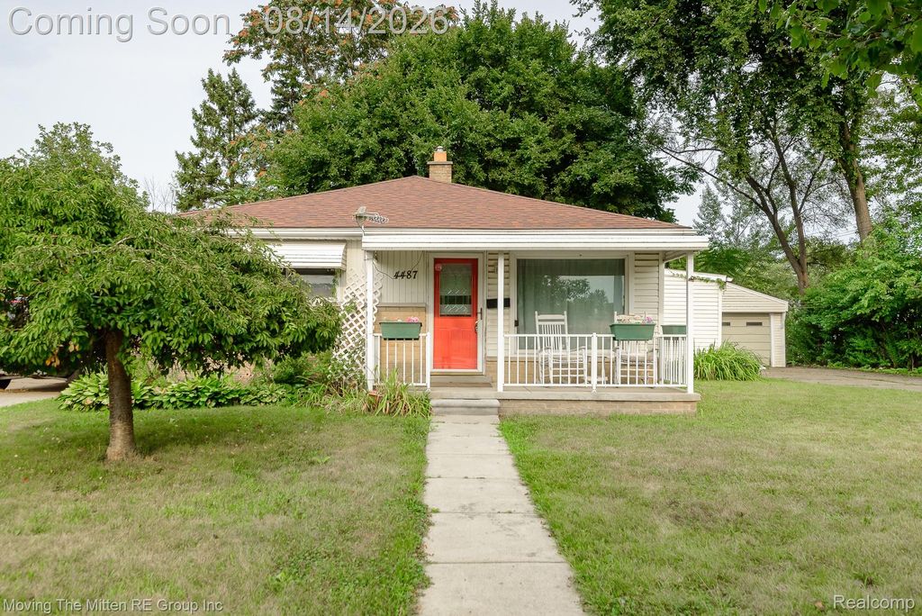 4487 Clippert Street, Dearborn Heights, MI 48125