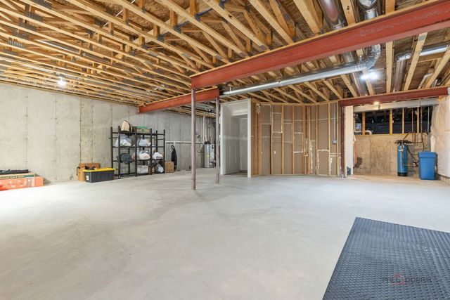 23145 N Pinehurst Drive, Kildeer, IL 60047