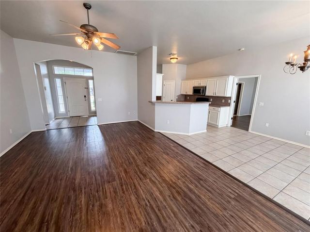 613 Applewood Street, Moore, OK 73160