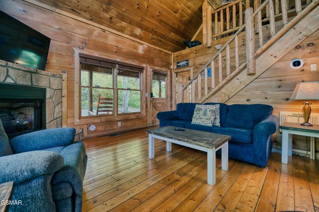 1705 Jacks Pass, Sevierville, TN 37876