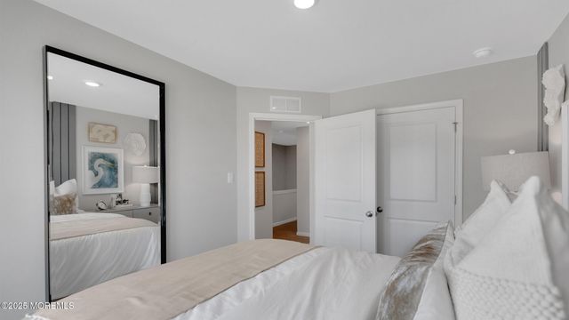 30 Bay Breeze Drive, Waretown, NJ 08758