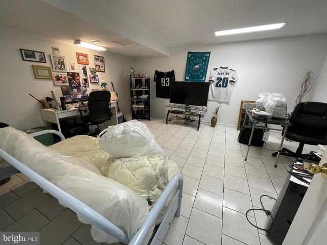 1513 ROOSEVELT DR, Sharon Hill, PA 19079