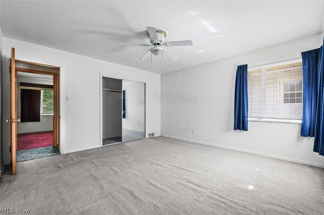 4695 W Ridgewood Drive, Parma, OH 44134