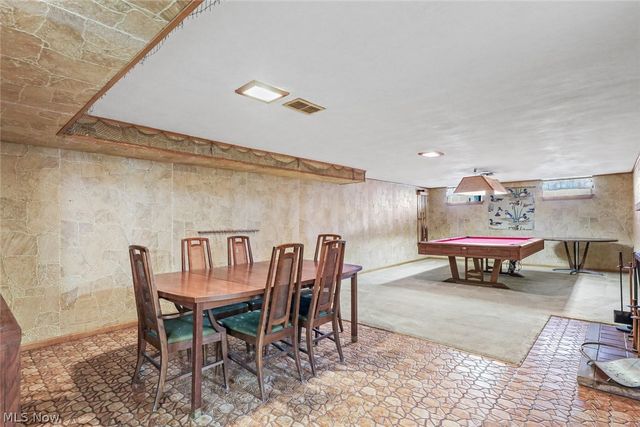 4695 W Ridgewood Drive, Parma, OH 44134