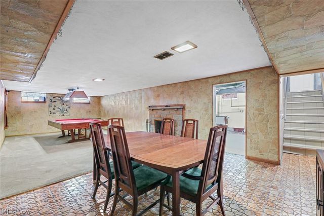 4695 W Ridgewood Drive, Parma, OH 44134