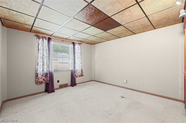 4695 W Ridgewood Drive, Parma, OH 44134