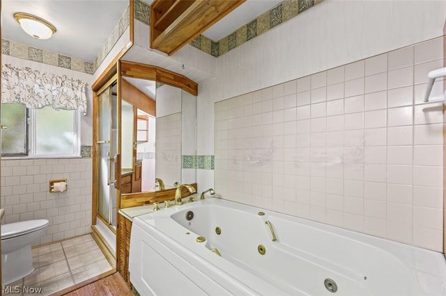 4695 W Ridgewood Drive, Parma, OH 44134