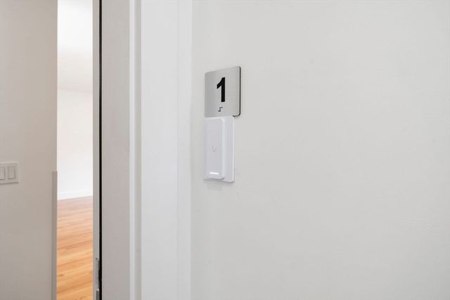 6 Devine Way 2, Boston, MA 02127