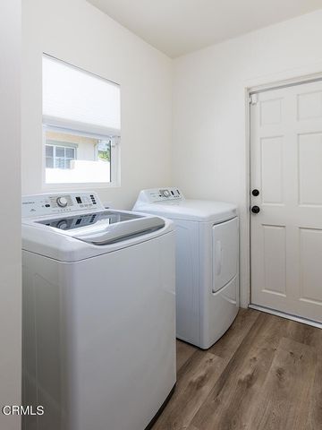 524 N Edinburgh Avenue, Los Angeles, CA 90048