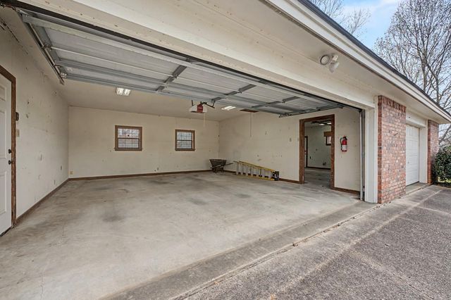 3017 Us Highway 96 S, Jasper, TX 75951