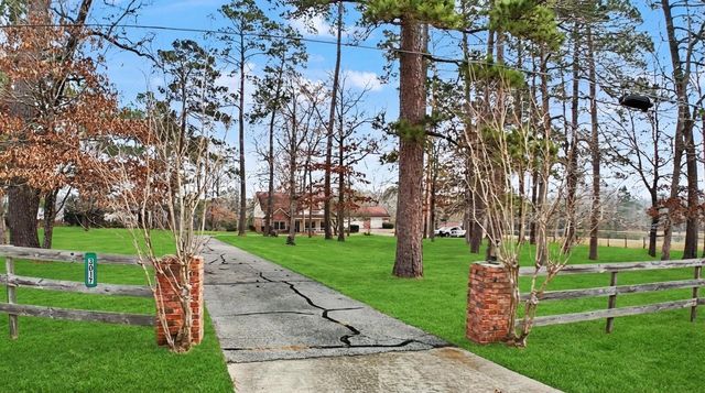 3017 Us Highway 96 S, Jasper, TX 75951