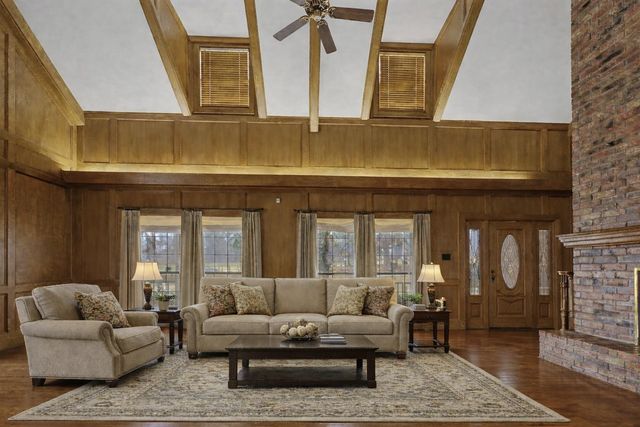 3017 Us Highway 96 S, Jasper, TX 75951