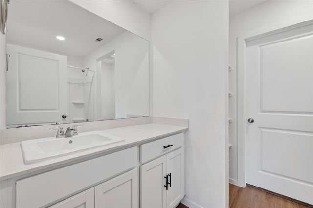 3039 Ash Ray Drive, Katy, TX 77493