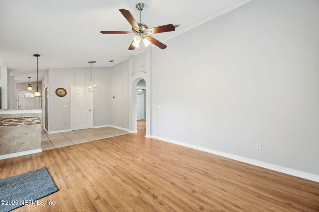 8056 CUMBERLAND GAP Trail N, Jacksonville, FL 32244