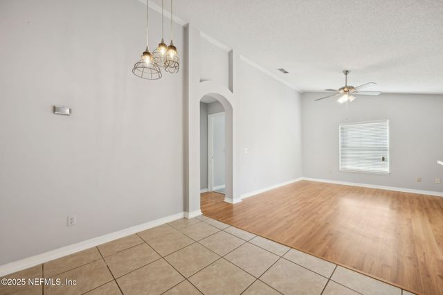 8056 CUMBERLAND GAP Trail N, Jacksonville, FL 32244