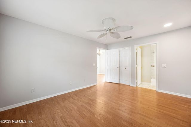 8056 CUMBERLAND GAP Trail N, Jacksonville, FL 32244