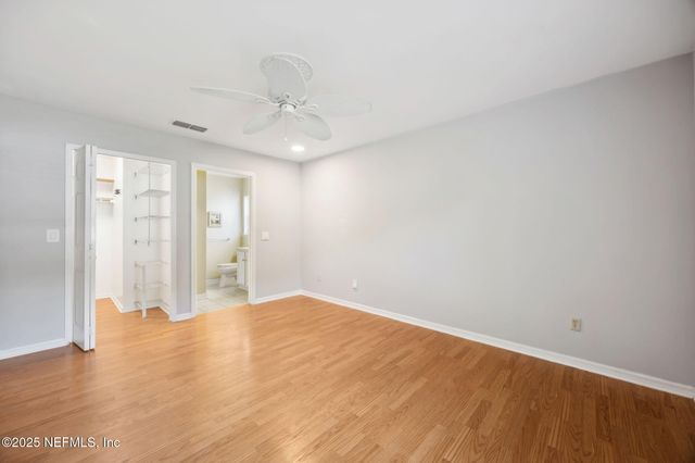 8056 CUMBERLAND GAP Trail N, Jacksonville, FL 32244